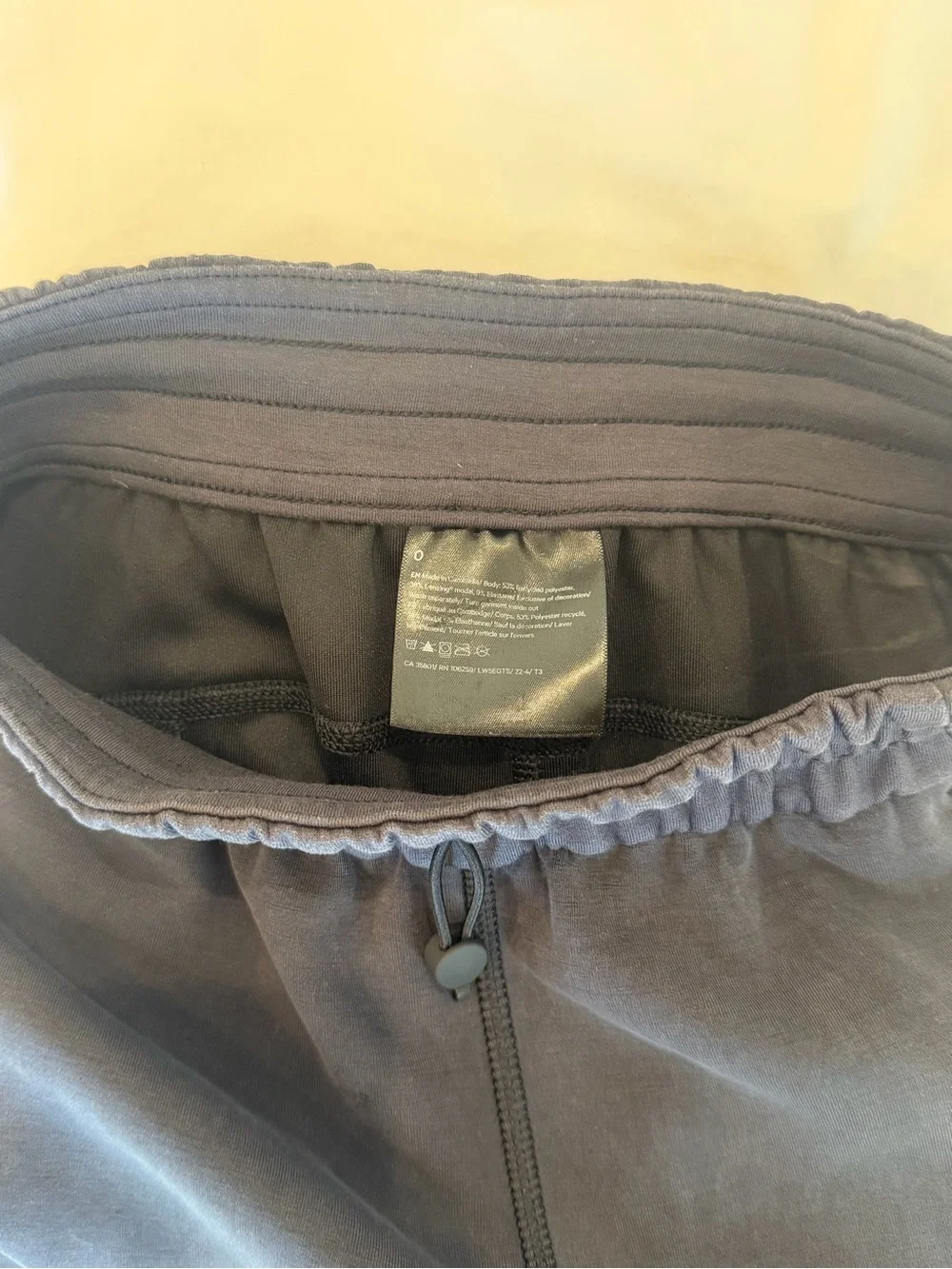 Lululemon Softstream High Ride Lounge Pants size 0
